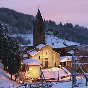 Appartamento Historical House Medieval Abbey - Al Chiostro Sotto il Monte Room photo