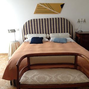 A Casa di Ilaria Bed and Breakfast Fermo Room photo