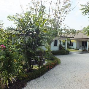 Vacation Garden Villa Thalang Exterior photo