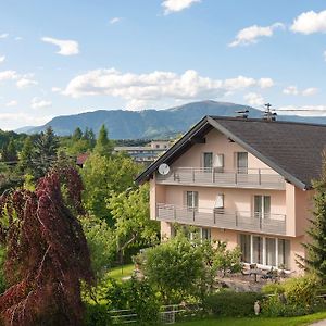 Hotel Gaestehaus Wulz-Lesjak Villach Exterior photo