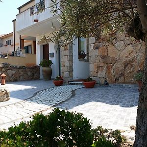 Bed&Breakfast Mare Isole Bed and Breakfast La Maddalena  Exterior photo