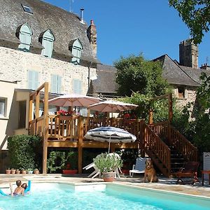 Hotel Auberge Saint Fleuret Estaing  Exterior photo