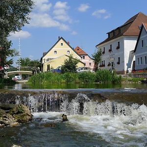 Hotel Zum Weissen Roessl Kallmünz Exterior photo