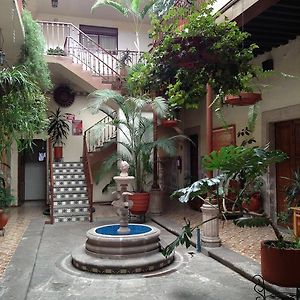 Hotel Atilanos Morelia Exterior photo