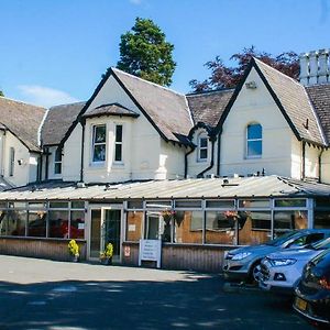 Kaim Park Hotel Bathgate Exterior photo