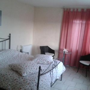 Chambres D'Hotes La Prairie Belley Room photo