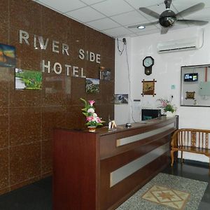 River Side Hotel Mersing Exterior photo