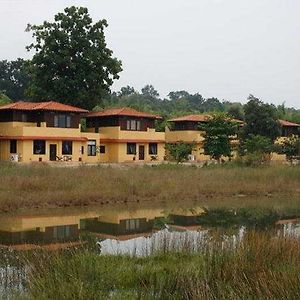 Infinity Bandhavgarh Wilderness Hotel Tāla Exterior photo