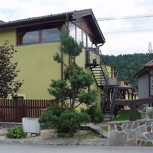 Hotel Penzion Zlaty Orol Helcmanovce Exterior photo