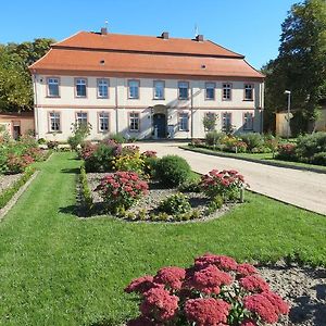 Hotel Schloss Lohm Exterior photo