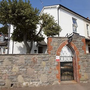 Hotel The Lychgate Caldicot Exterior photo