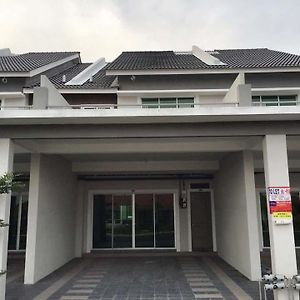 Ipoh Parkview Homestay 2Nd Floor Exterior photo