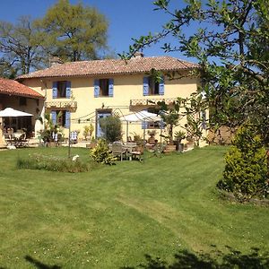 Domaine Le Chec Bed and Breakfast Saint-Ost Exterior photo