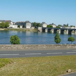 Hotel Rive Gauche Saumur Exterior photo