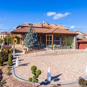 Hotel Quintanares Rioseco de Soria Exterior photo