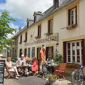 Hotel Auberge De La Providence Saint-Donat Exterior photo