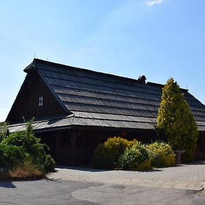 Hotel Penzion Rekrea Levice Exterior photo