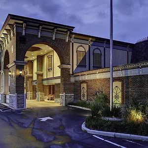 Clarion Hotel And Conference Center Columbus Exterior photo