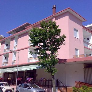 Hotel Piccari New Rimini Exterior photo