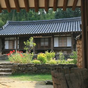 Hotel Yi Jin-Rae'S Historic House Boseong Exterior photo