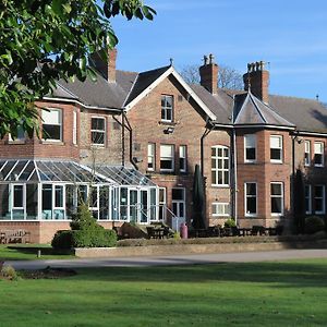 Burn Hall Hotel Huby Exterior photo