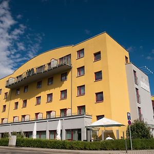 Hotel Roedelheimer Hof - Am Wasserturm Francoforte sul Meno Exterior photo