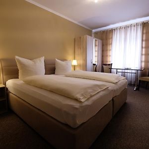 Hotel Gruner Kranz Rendsburg Room photo