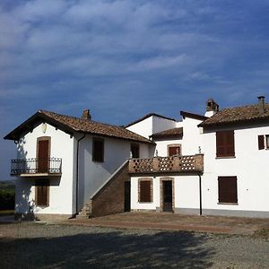 Hotel La Locanda Calvignano Exterior photo