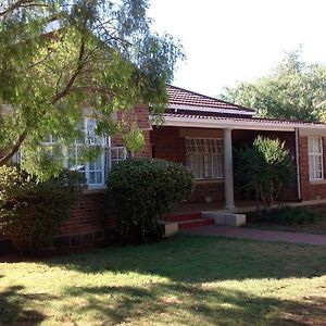The Solomon Guest House Kimberley Exterior photo