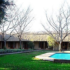 Hotel Safari Club Sa Kempton Park Exterior photo