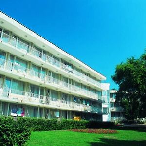 Hotel Lora Albena Exterior photo