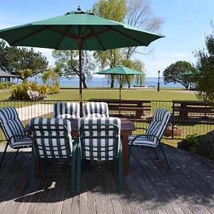 Cedarwood Lakeside Motel & Conference Venue Distretto di Distretto di Rotorua Exterior photo