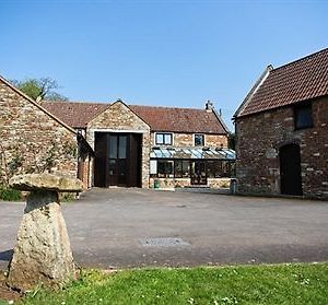 Hotel The Tithe Barn Bristol Exterior photo