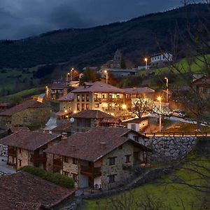 Hotel Posada Valle del Oso Lerones Exterior photo