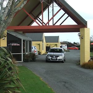 Mount View Motel Hawera Exterior photo