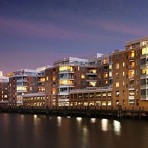 Luxy Suites Harborside Jersey City Exterior photo