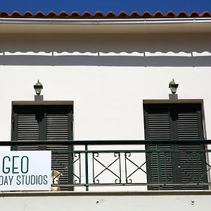 Geo Holiday Studios Kyparissia Exterior photo