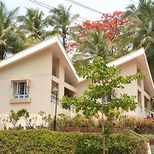 Hotel Farmagudi Hill Retreat Ponda Exterior photo