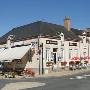 Hotel De La Place Germigny-des-Prés Exterior photo