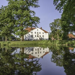 Hotel & Gaestehaus Gut Kaden Alveslohe Exterior photo