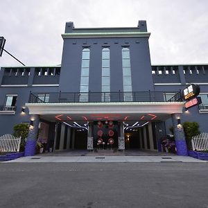 Ouge Boutique Motel - Pingtung Jiuru Exterior photo