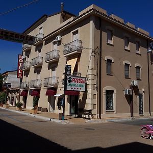 Hotel Annibale Isola Di Capo Rizzuto Exterior photo