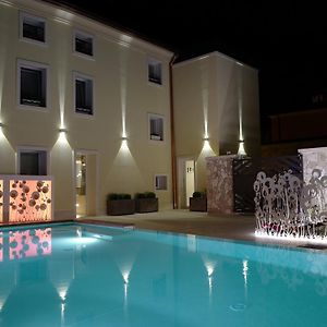 Hotel Residenza Ai Capitelli Soave  Exterior photo