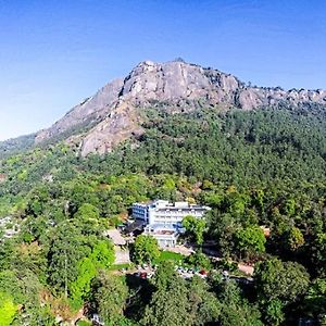 Hotel Sterling Munnar Exterior photo