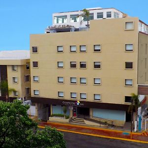 Hotel Campestre Inn León Exterior photo