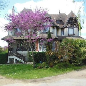 Maison d'hôtes Il était une fois Bed and Breakfast Pont-Évêque Exterior photo