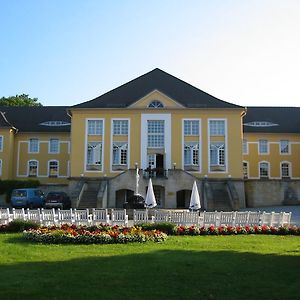 Bildungsgut Schmochtitz Hotel Exterior photo