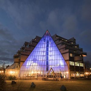 Hotel Leonardo Royal Southampton Grand Harbour Exterior photo