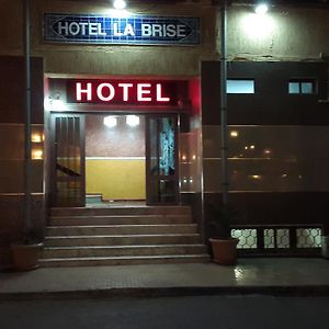 Hotel La Brise Aïn el Turk Exterior photo