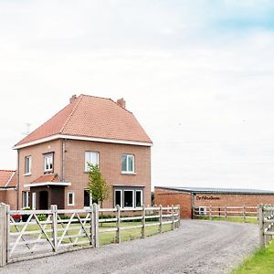 De Perenboom Bed and Breakfast Belsele Exterior photo